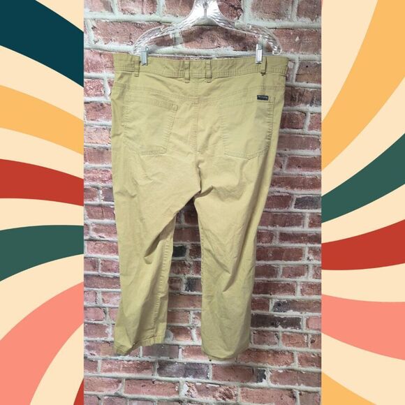 Columbia Khaki Pants 40x30 | Classic Mens Regular Fit Outdoor Hiking Casual - Picture 2 of 5
